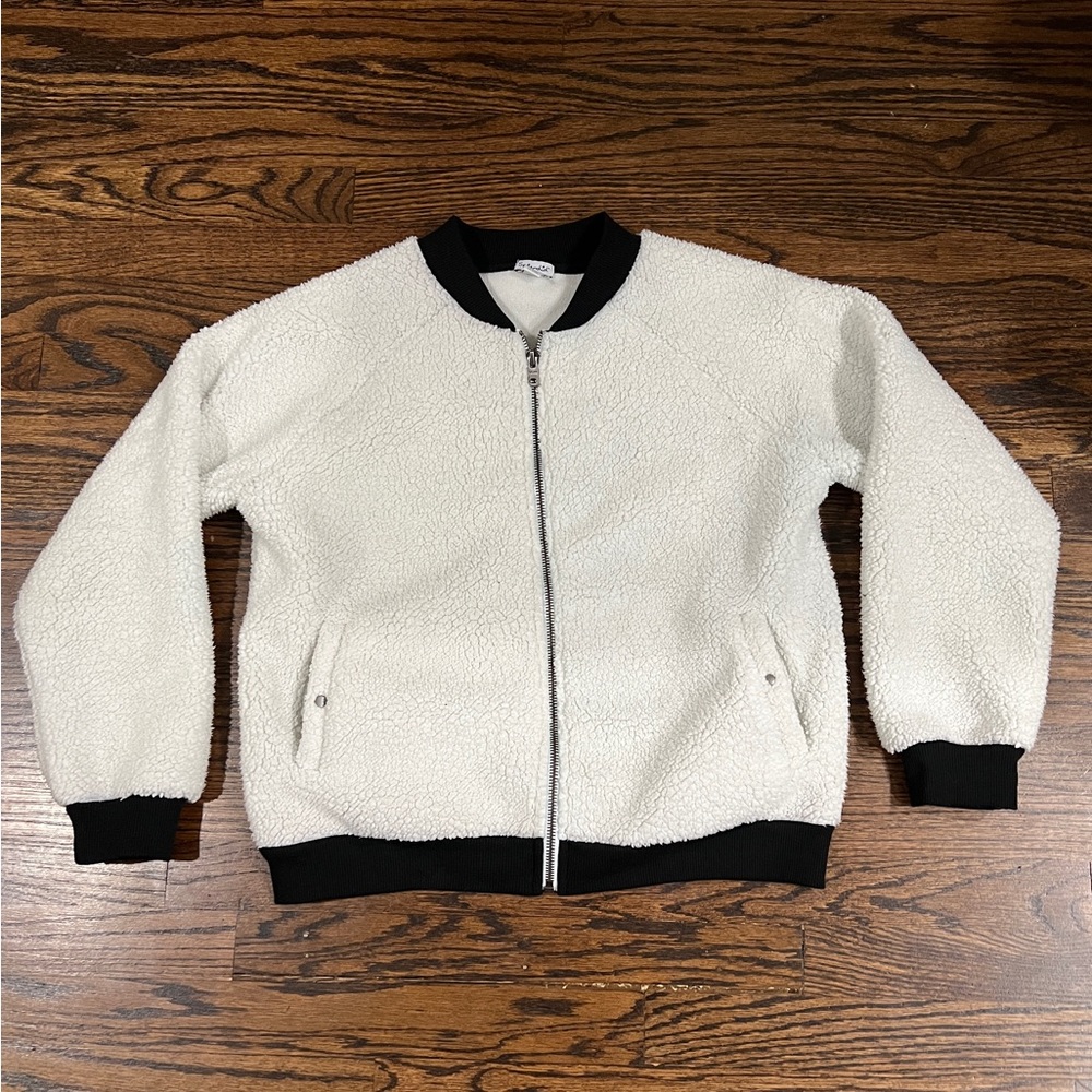 Splendid White furry children jacket coat size 10 teddy